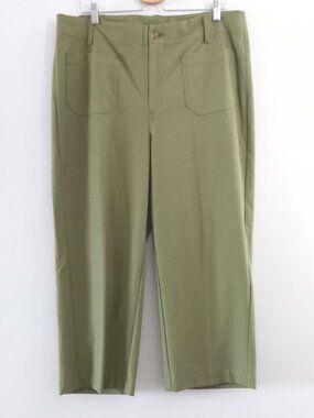 CHICO'S khaki green wide leg pants with patch pockets
